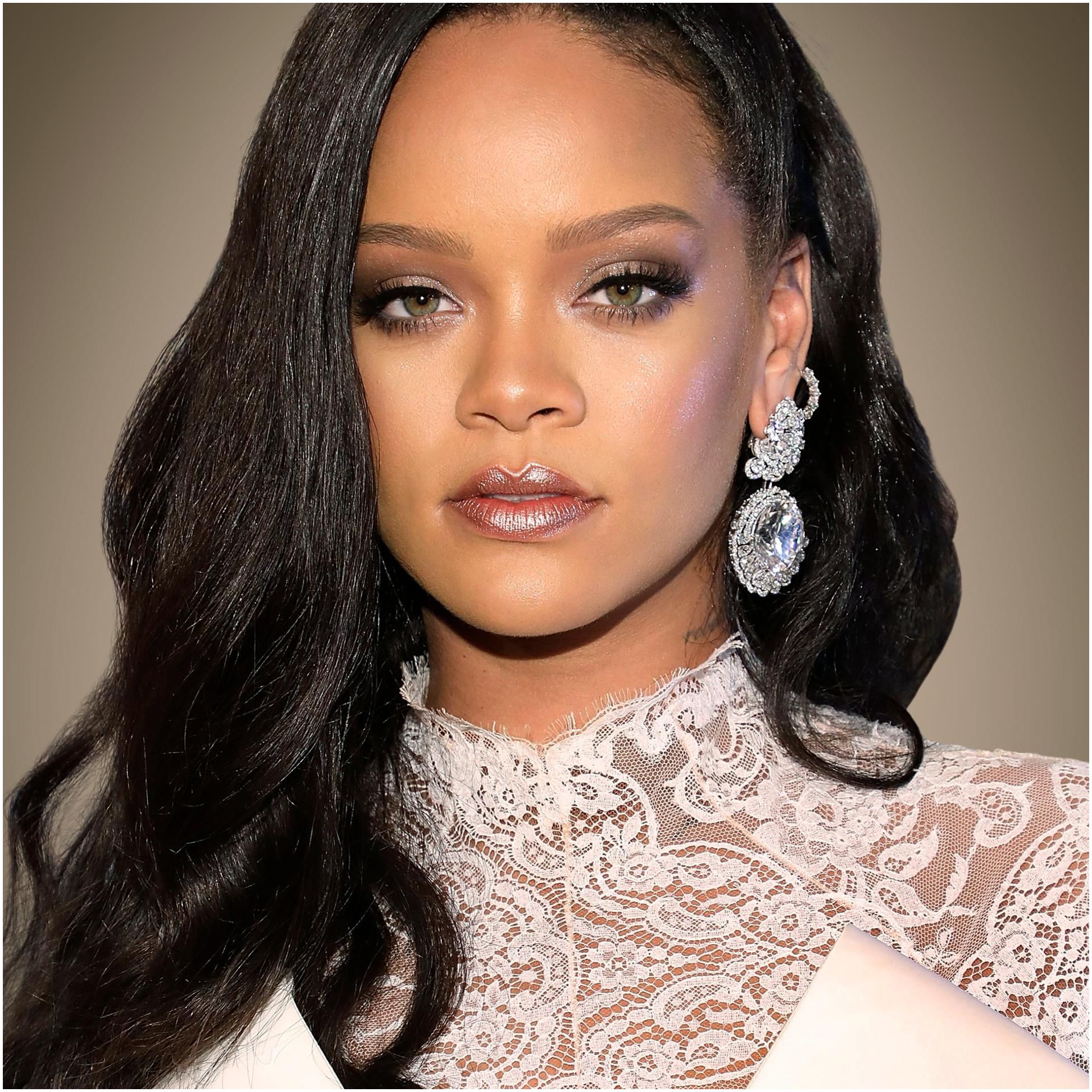 How Rihanna Created A $600 Million Fortune—And Became The World s Richest Female Musician